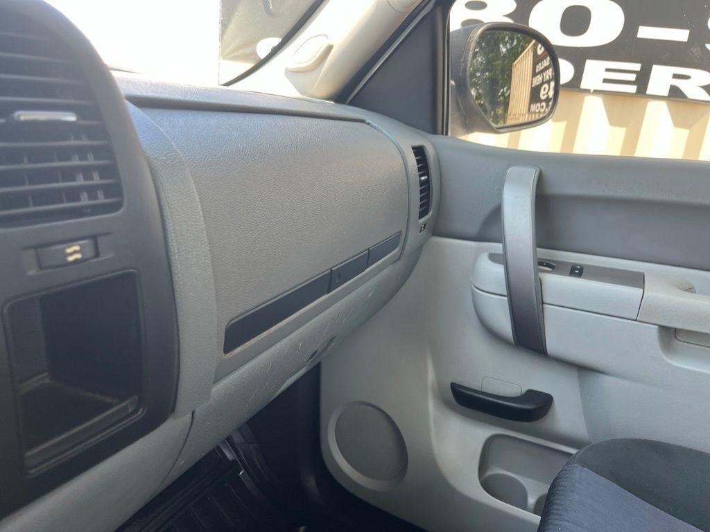 Chevrolet Silverado 1500  2011