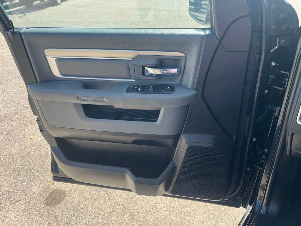 RAM 1500 Classic  2019