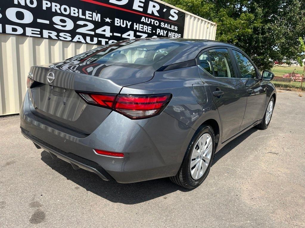 Nissan Sentra  2024