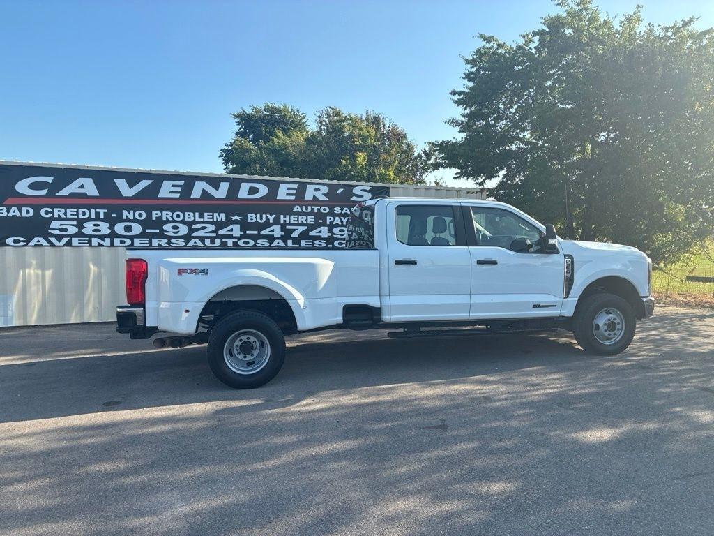 Ford F-350 SD  2025