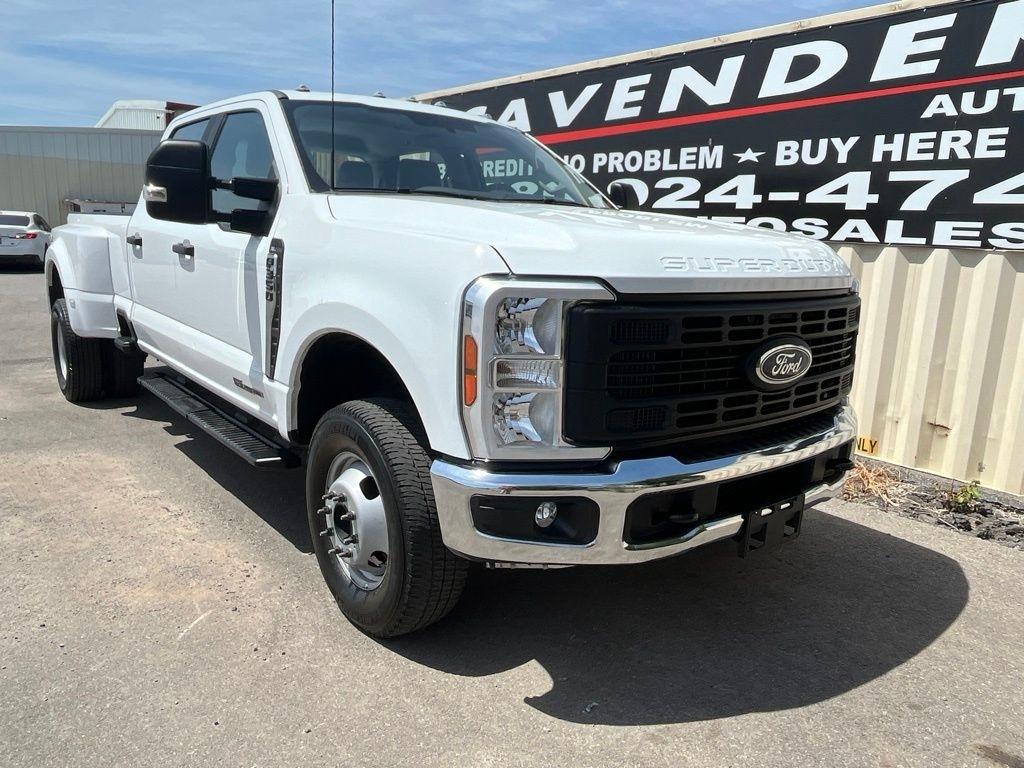 Ford F-350 SD  2025
