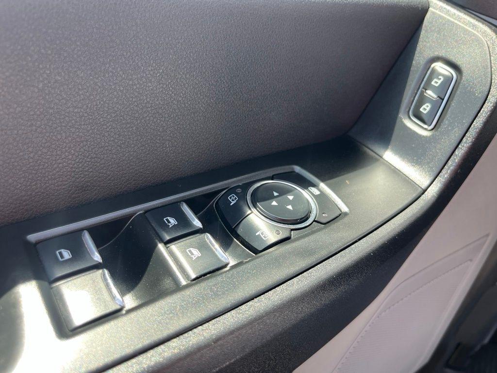 Ford F-350 SD  2025