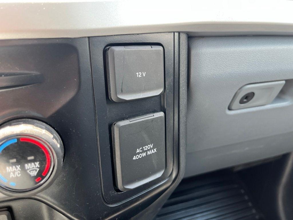 Ford F-350 SD  2025