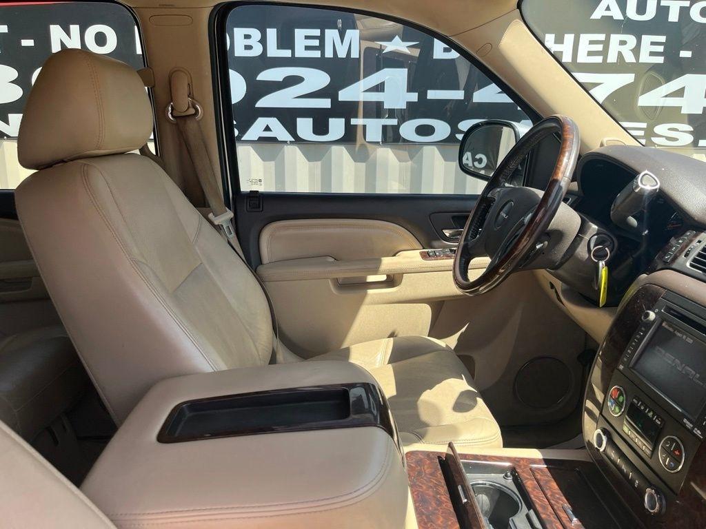 GMC Yukon Denali  2014