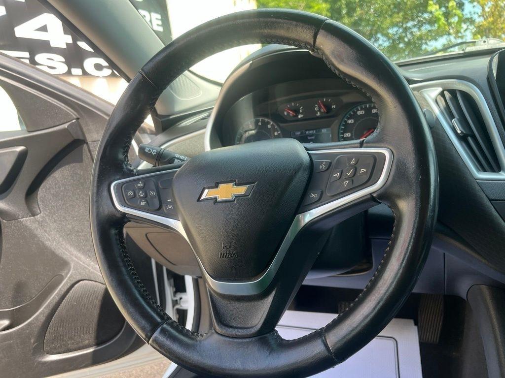 Chevrolet Malibu  2022