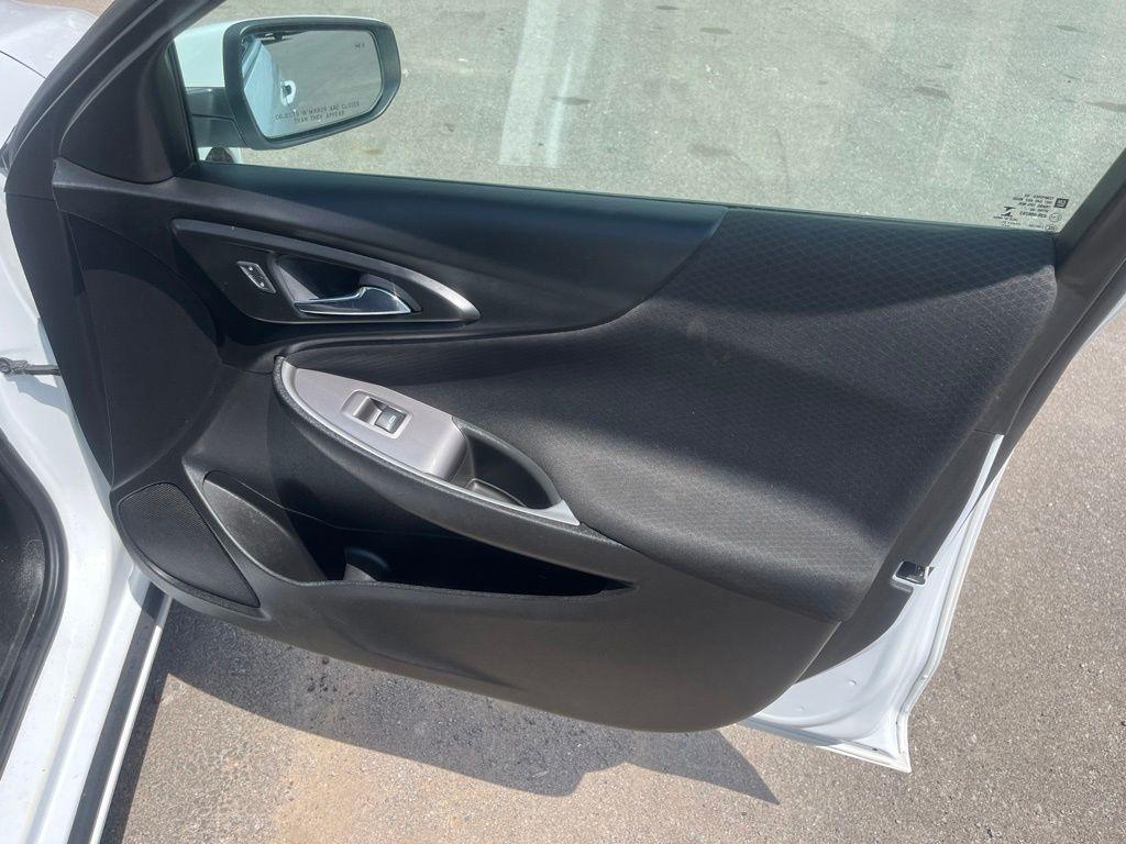 Chevrolet Malibu  2022