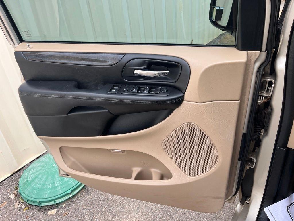 Dodge Grand Caravan  2013