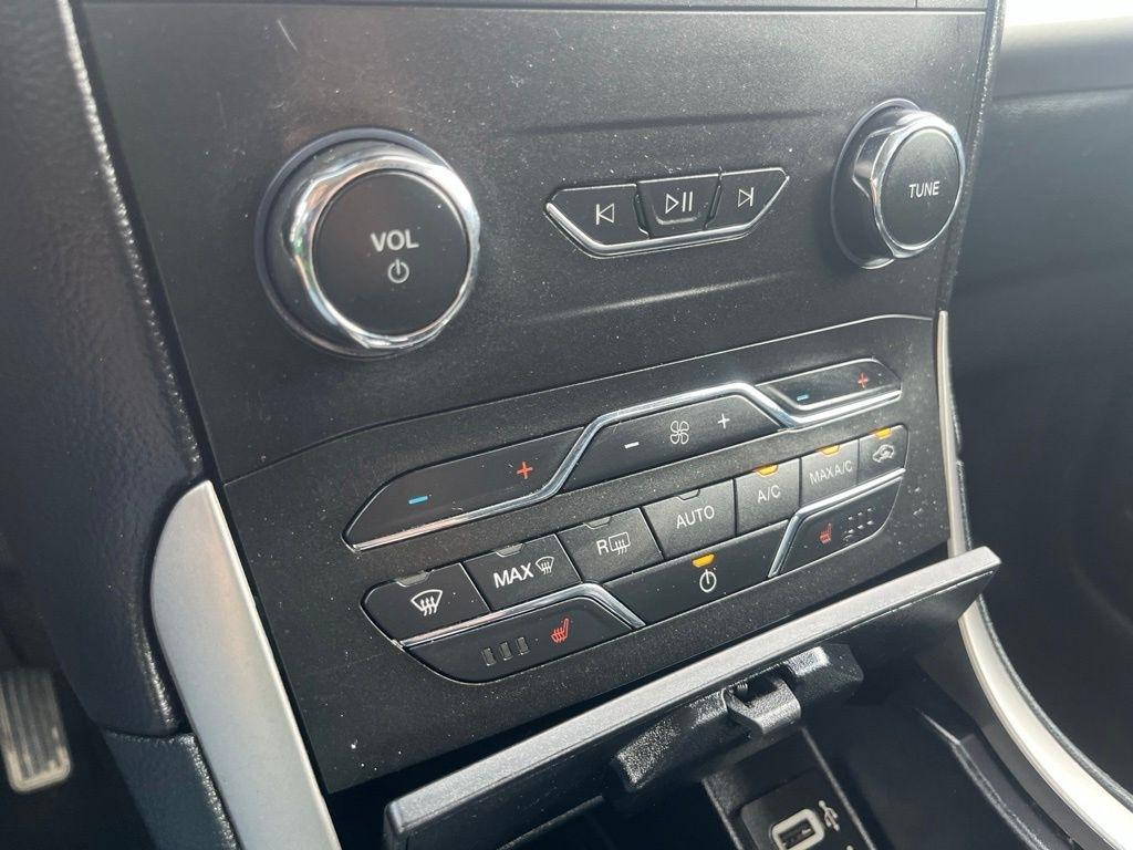 Ford Edge  2020