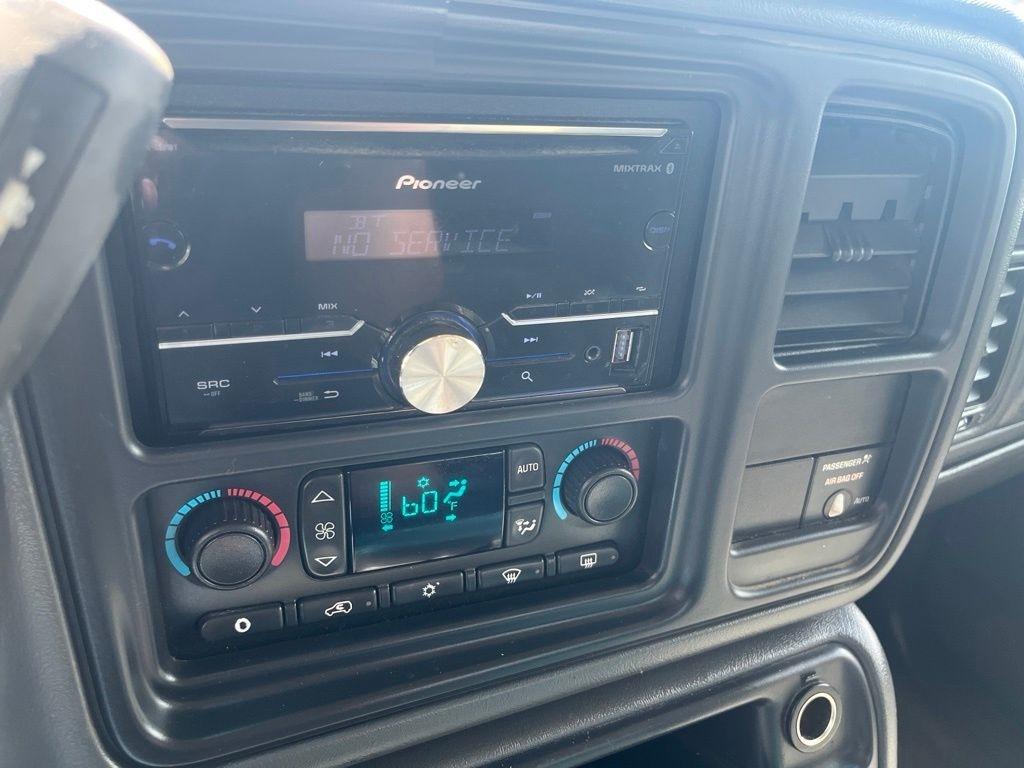 Chevrolet Silverado 1500  2004