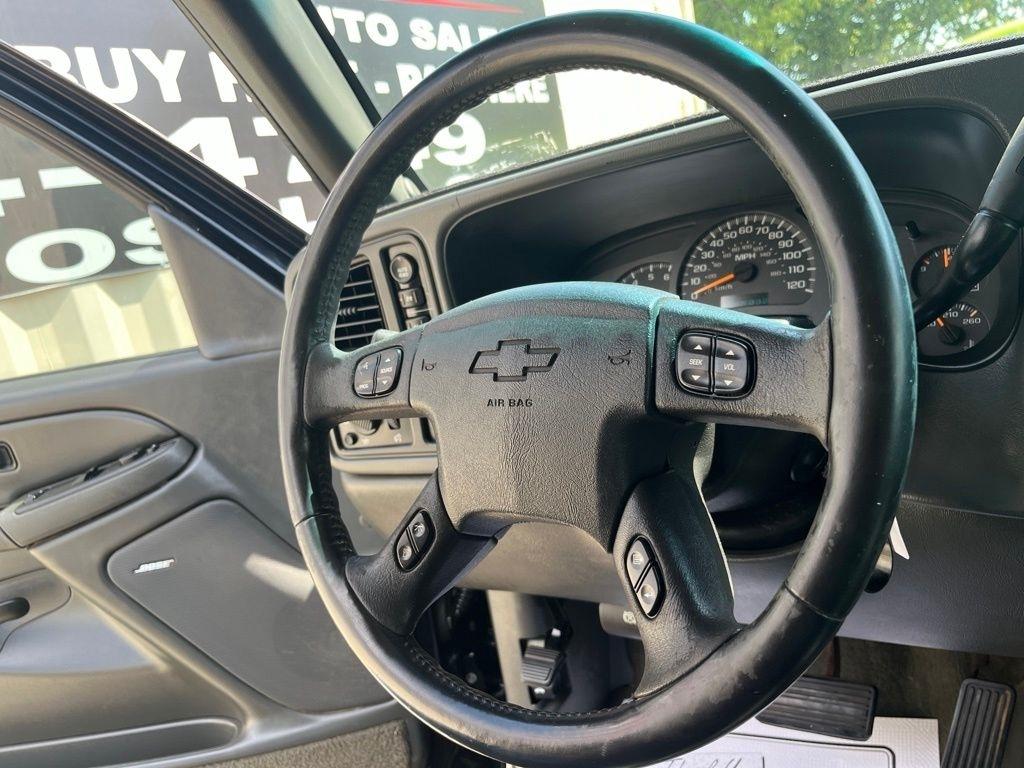 Chevrolet Silverado 1500  2004