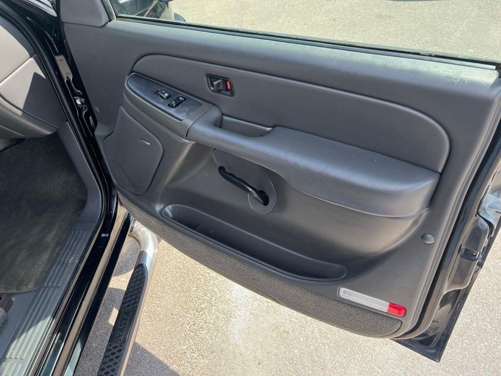 Chevrolet Silverado 1500  2004