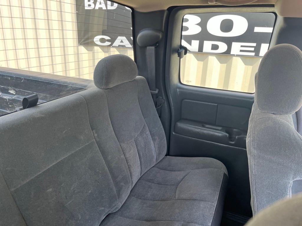 Chevrolet Silverado 1500  2004