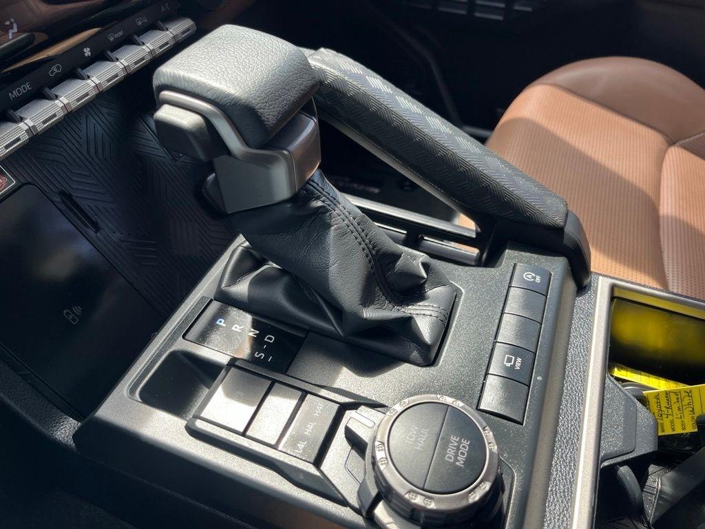 Toyota 4Runner  2026