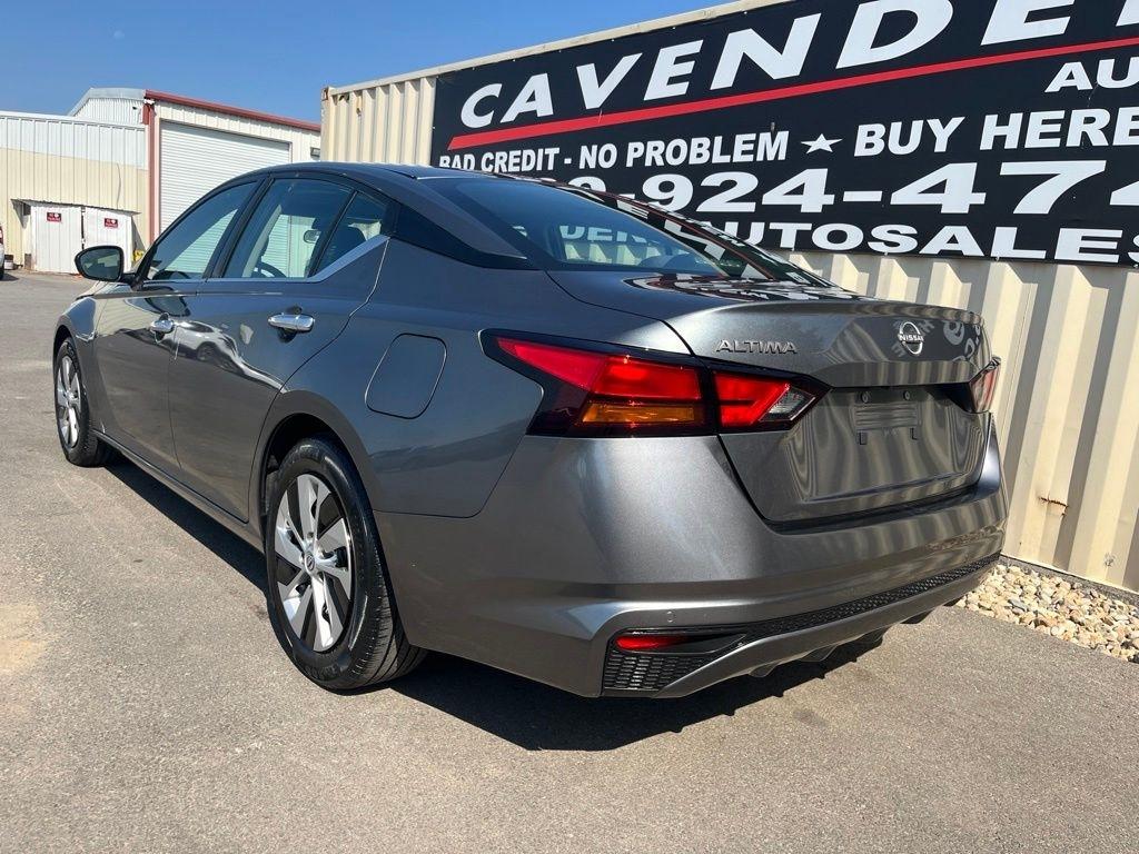 Nissan Altima  2023
