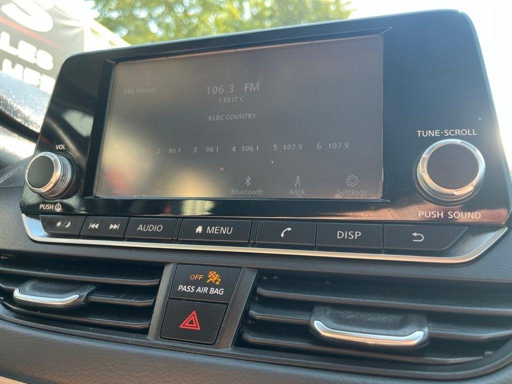 Nissan Altima  2023