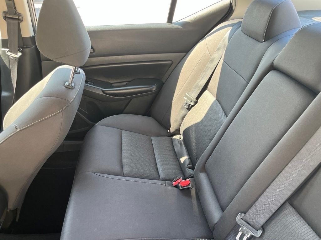 Nissan Altima  2023
