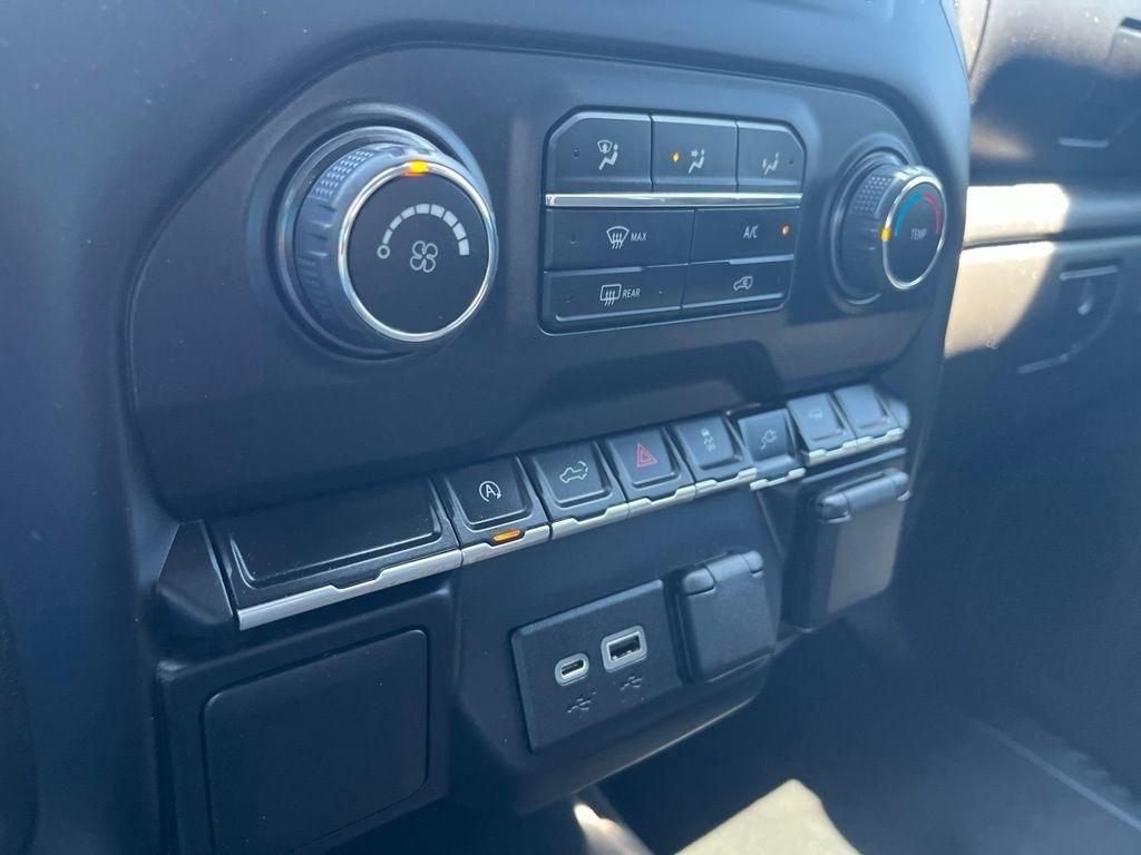 Chevrolet Silverado 1500 Limited  2022