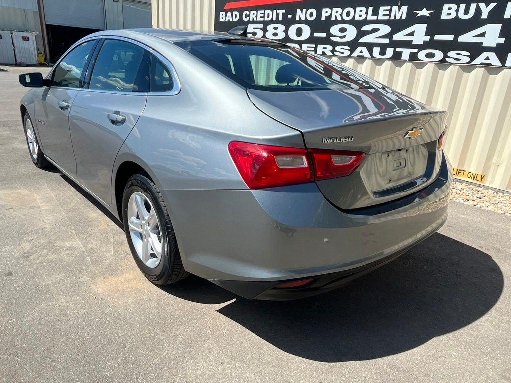 Chevrolet Malibu  2023