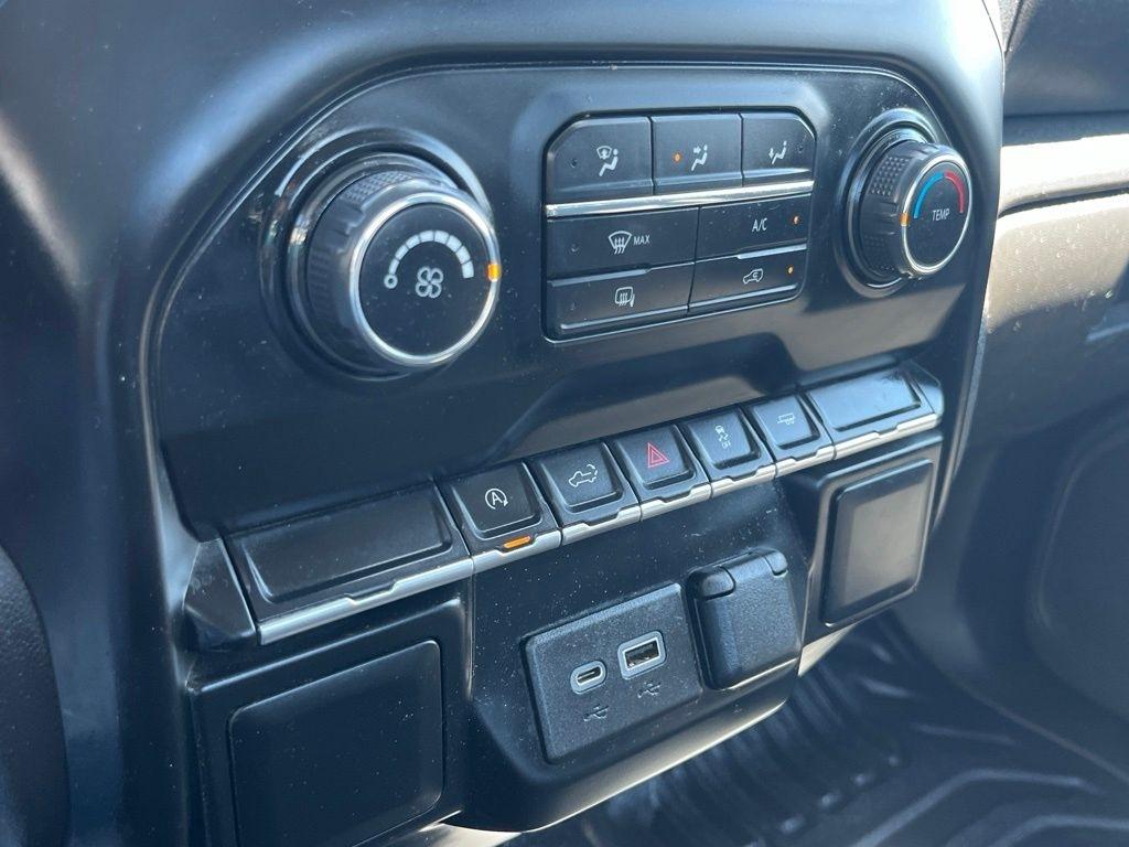 Chevrolet Silverado 1500 Limited  2022