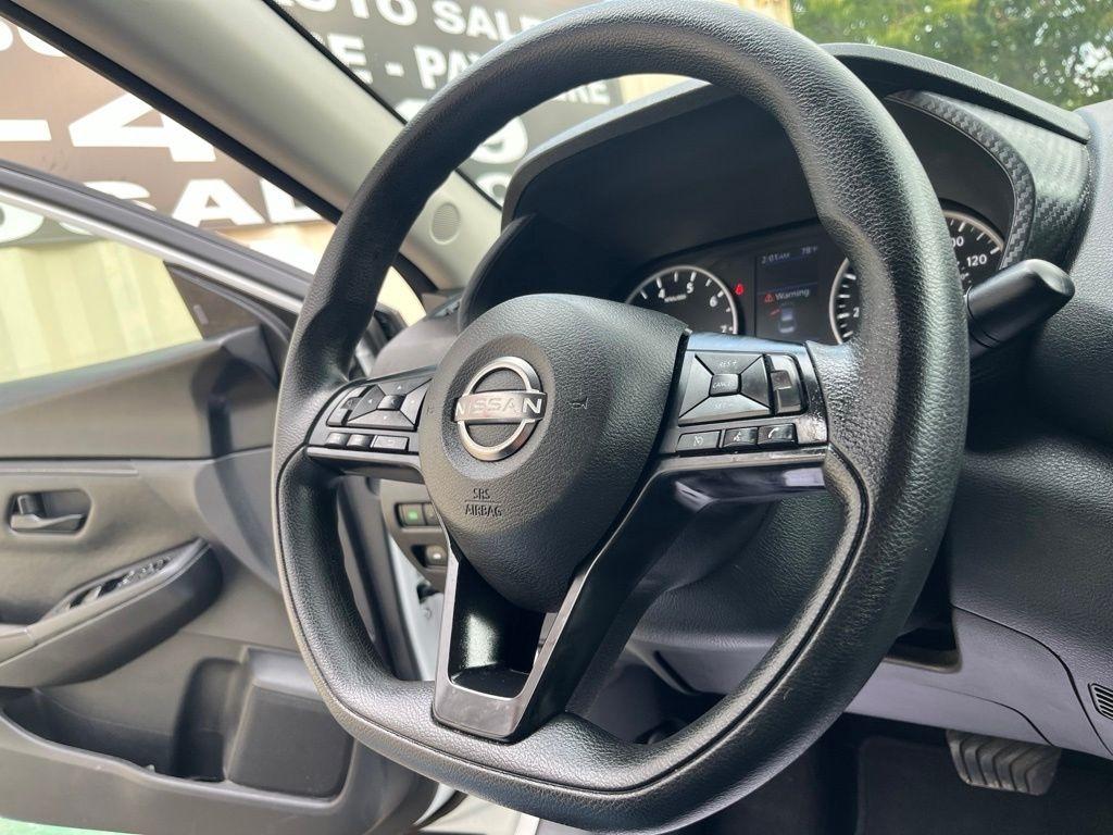 Nissan Sentra  2024