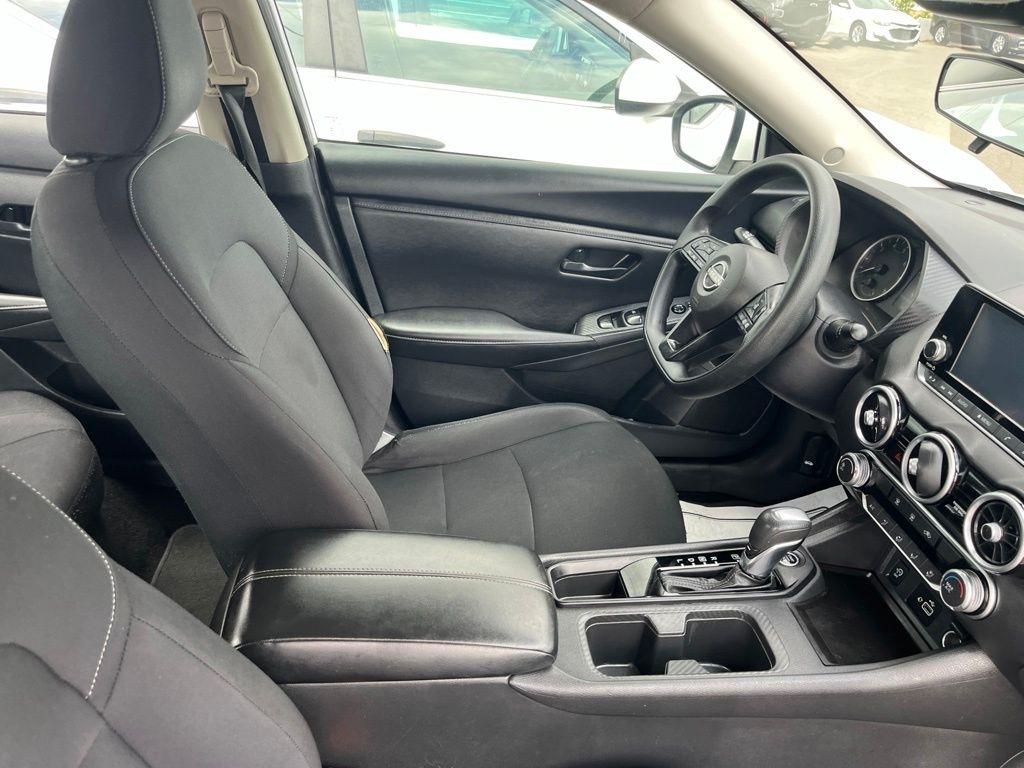 Nissan Sentra  2024