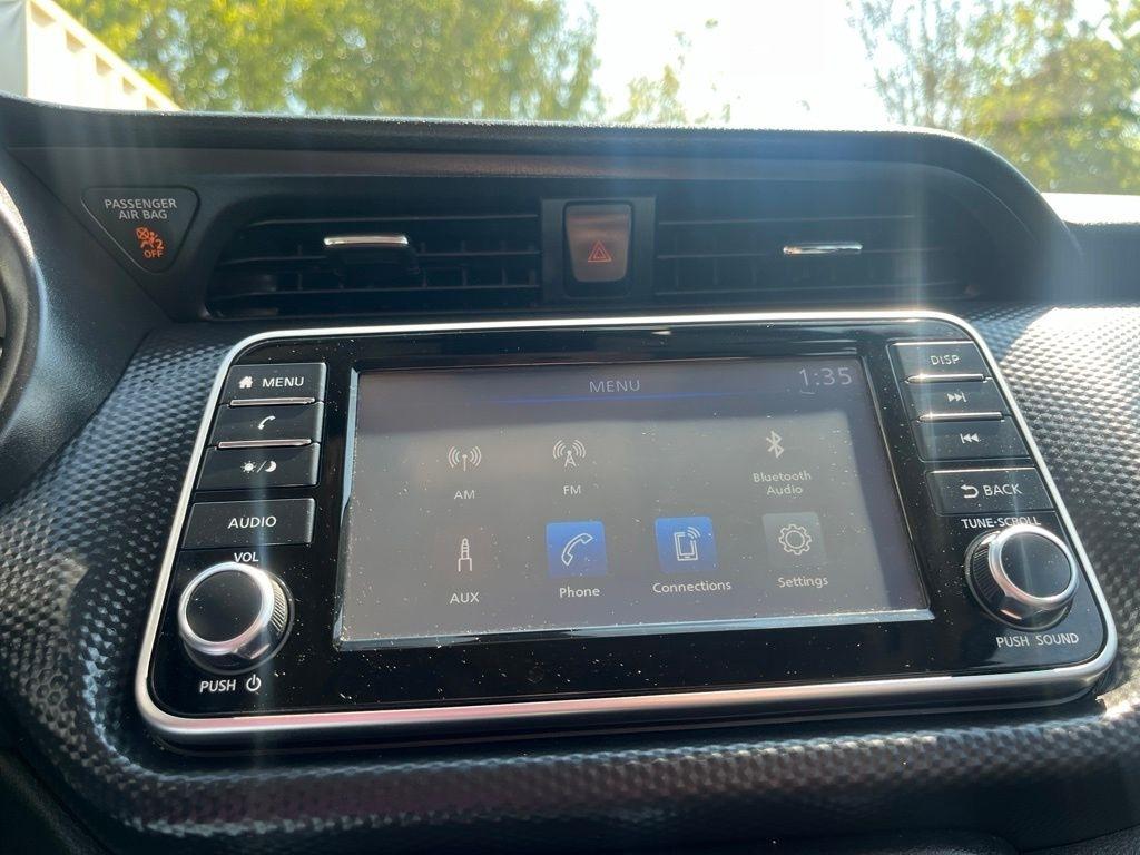 Nissan Kicks  2024