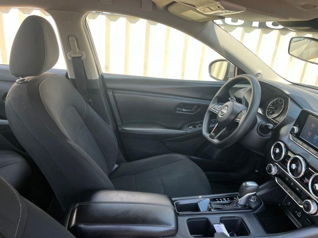 Nissan Sentra  2024