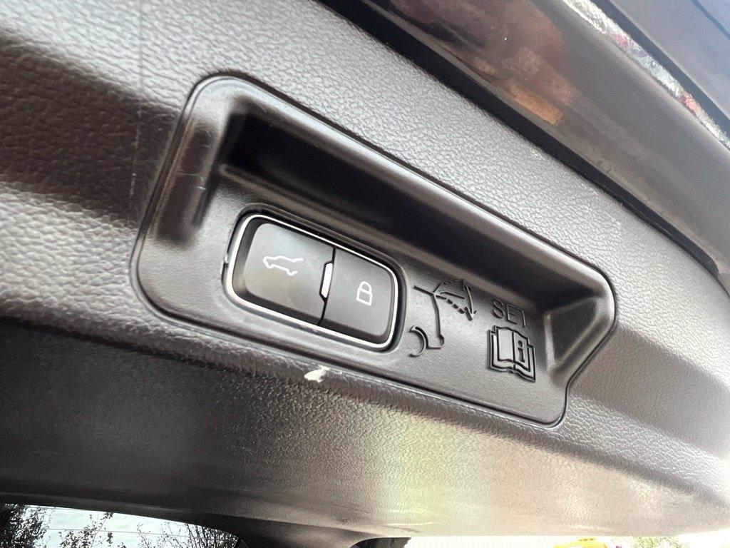 Ford Explorer  2021