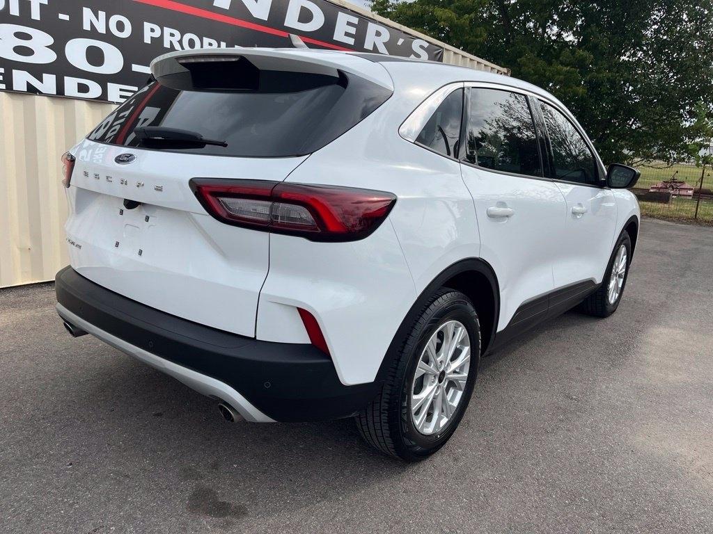 Ford Escape  2023