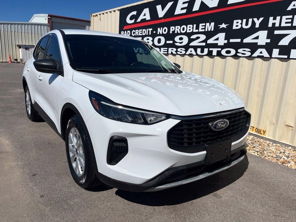 Ford Escape  2023