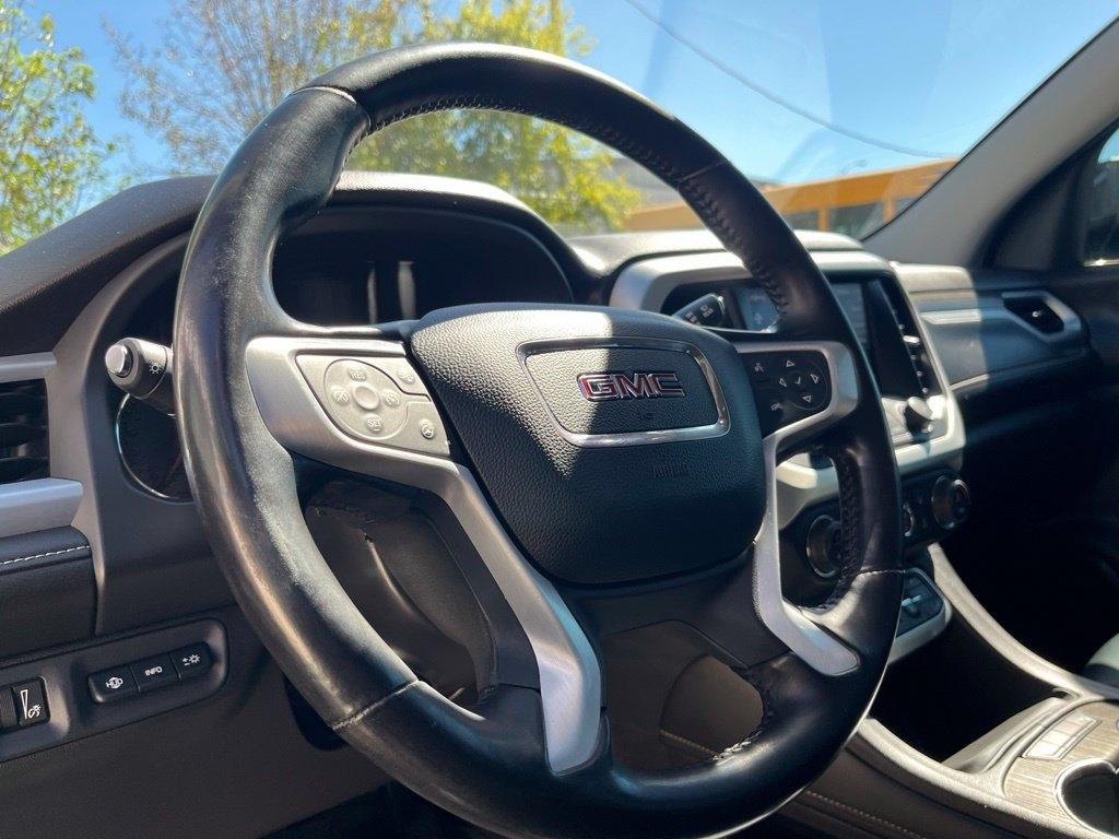 GMC Acadia  2021