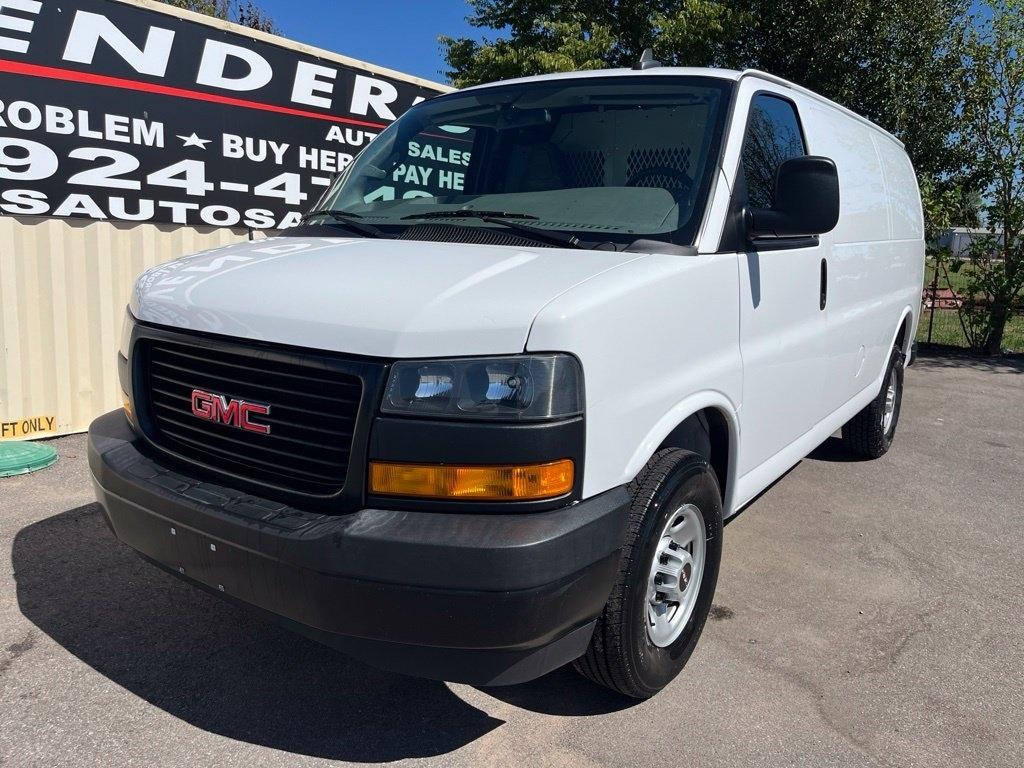 GMC Savana  2023