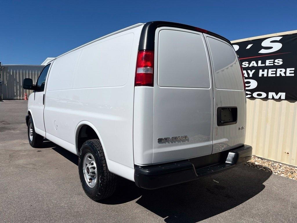 GMC Savana  2023