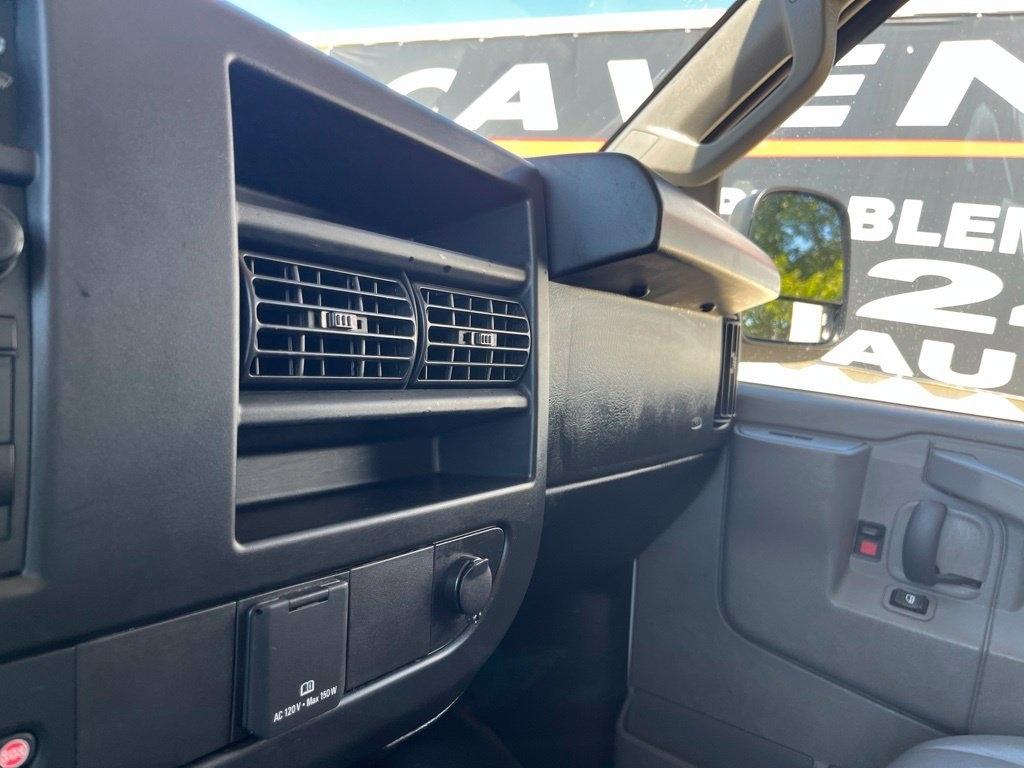 GMC Savana  2023
