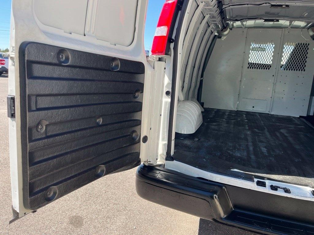 GMC Savana  2023