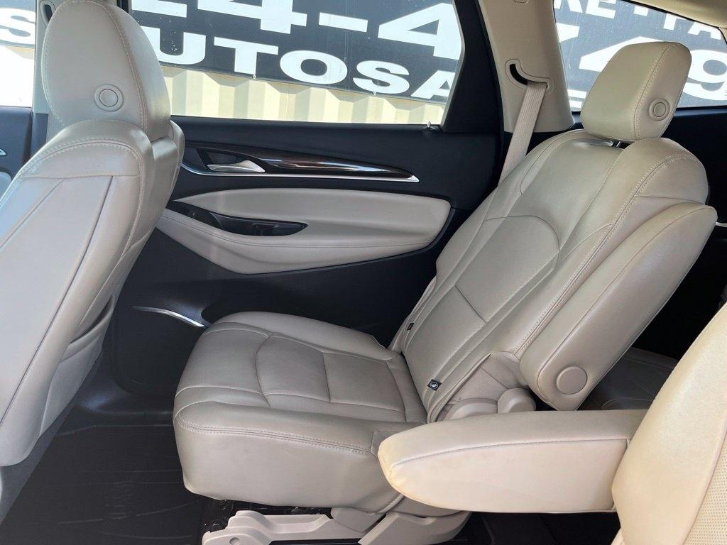 Buick Enclave  2018