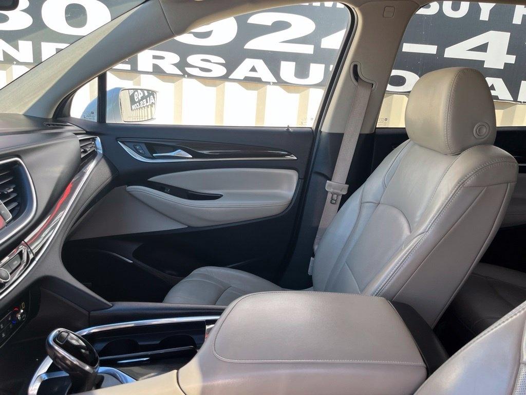 Buick Enclave  2018