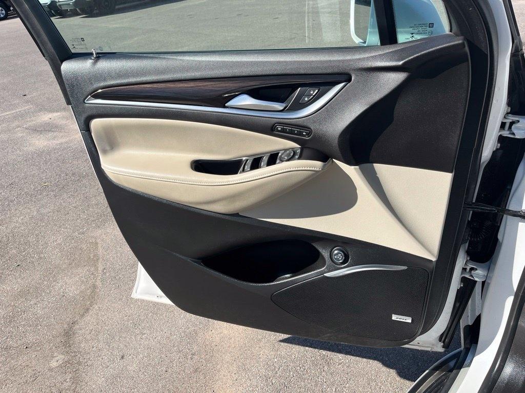 Buick Enclave  2018