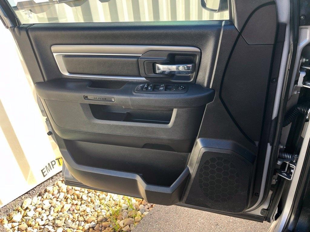 RAM 1500 Classic  2021