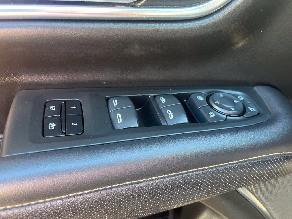GMC Yukon XL  2021