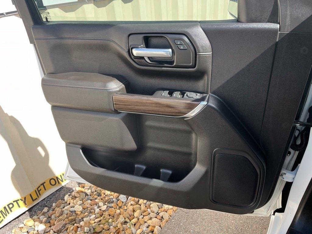 Chevrolet Silverado 1500  2021