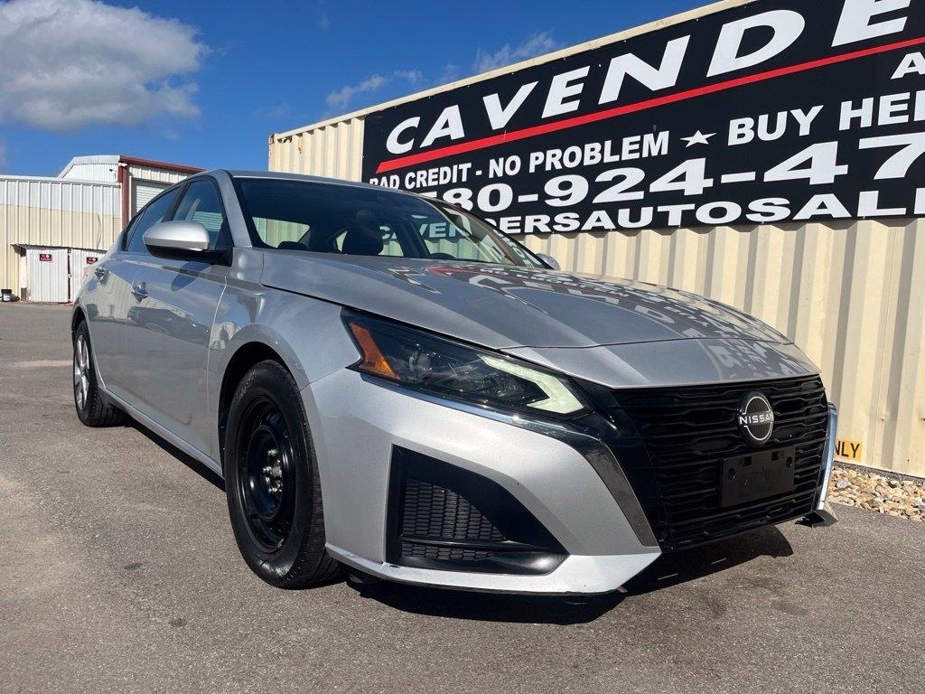 Nissan Altima  2023