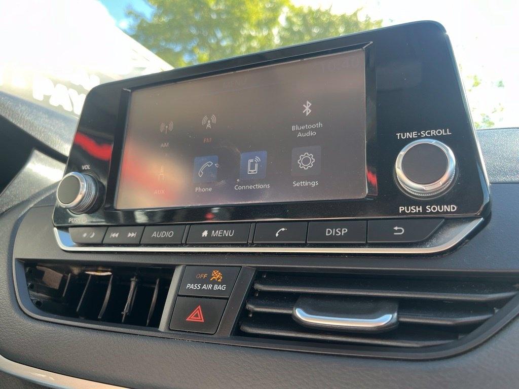 Nissan Altima  2023