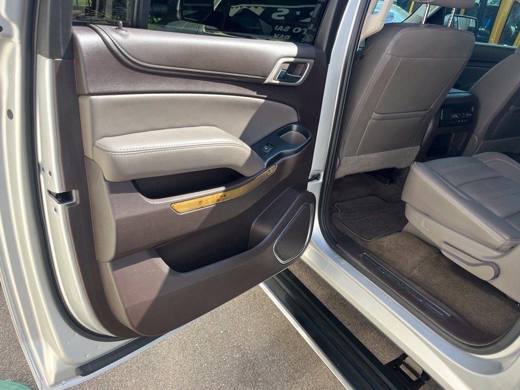 GMC Yukon XL  2017