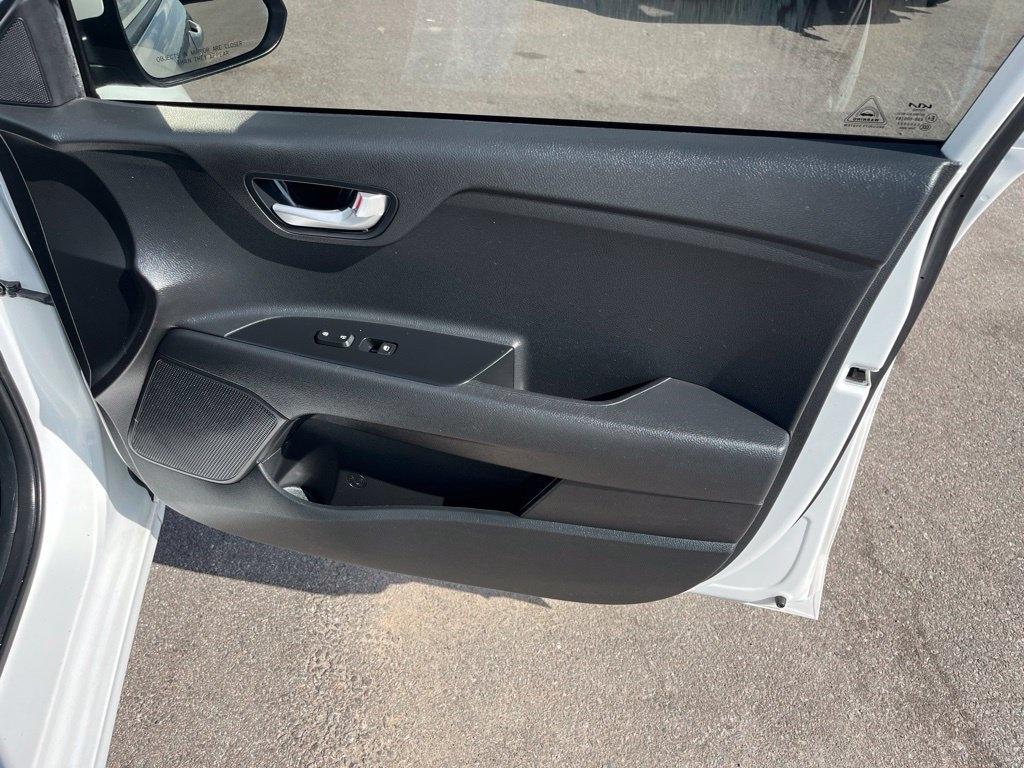 Kia Rio  2023