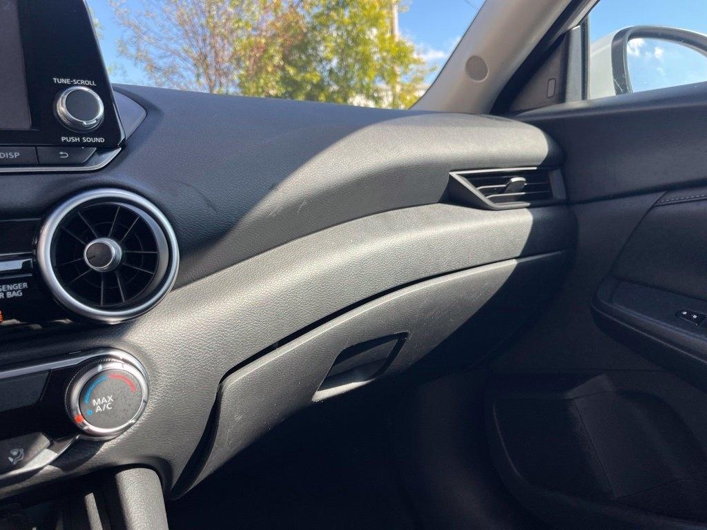 Nissan Sentra  2024