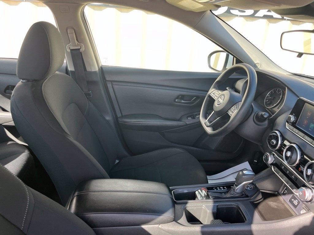 Nissan Sentra  2024