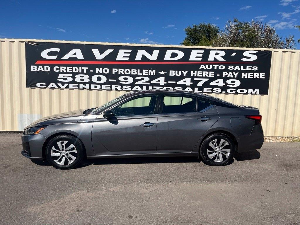 Nissan Altima  2024