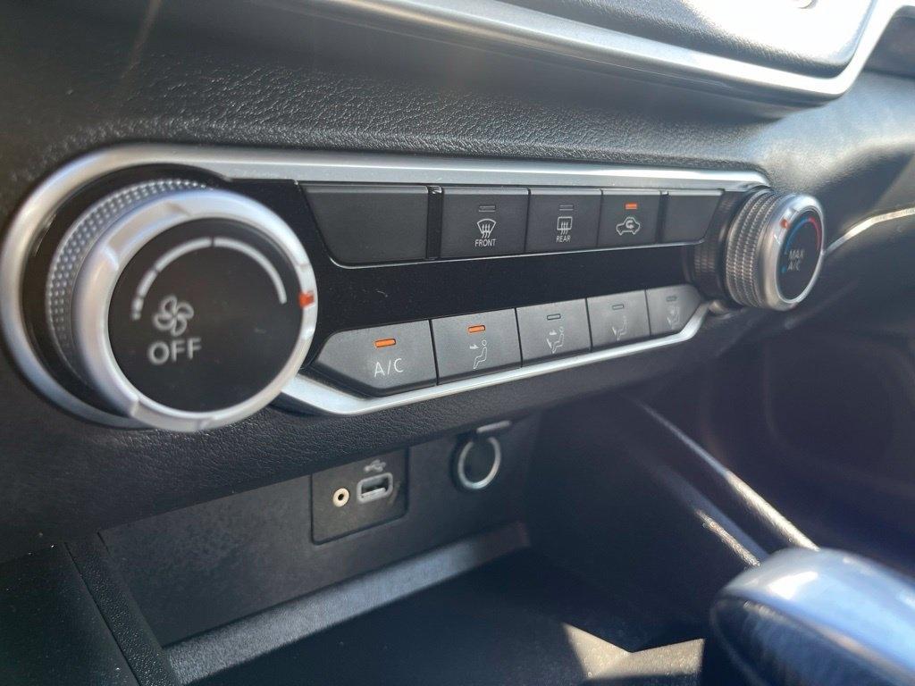 Nissan Altima  2024