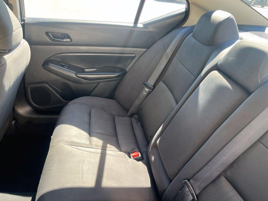 Nissan Altima  2024